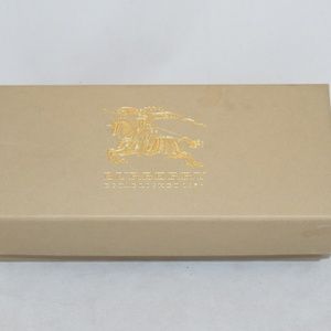 Burberry Sunglass-gift box. Pre-owned